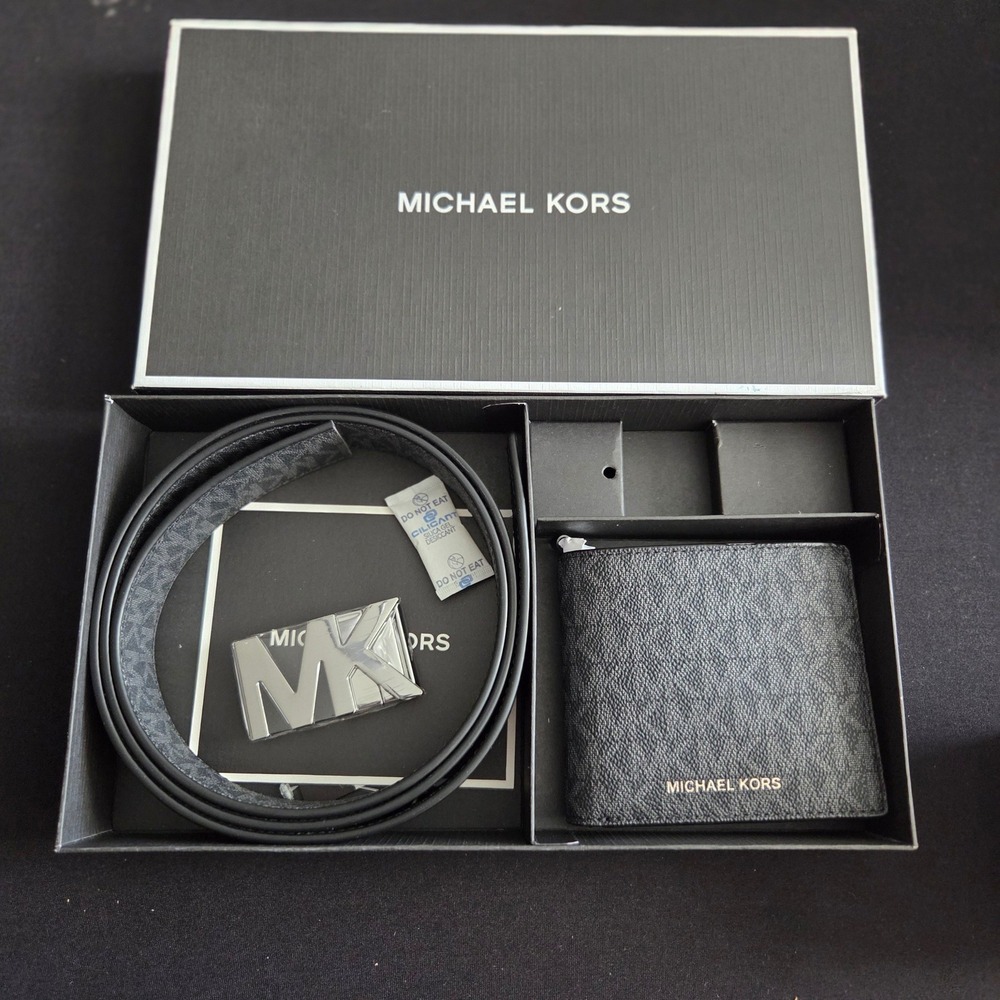 Michael Kors Mens Belt and Wallet Gift Set Black Signature Logo 36U1LGFY7B